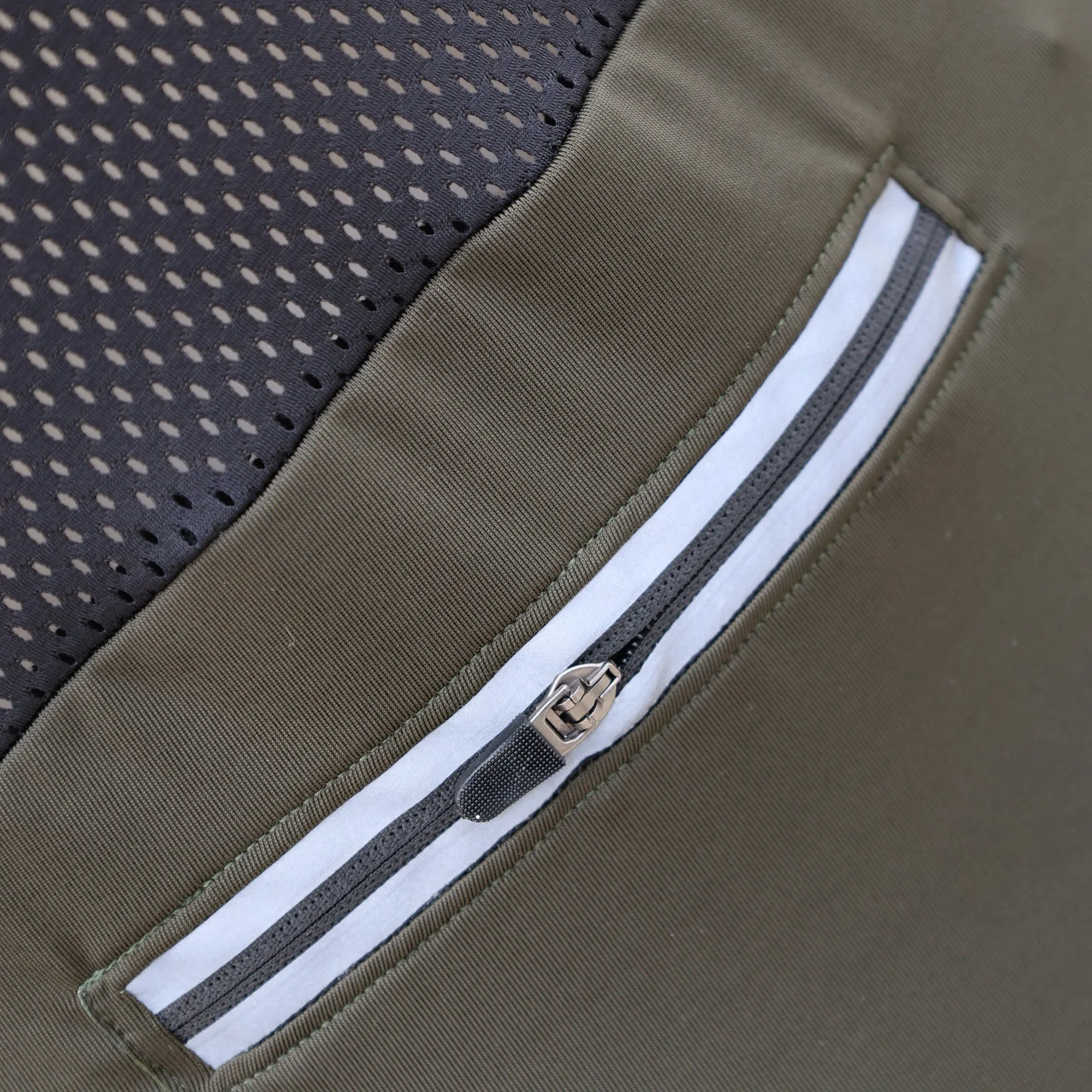Aerodoc Ignite Olive Cycling Bibshorts with Reflective Zipper, Power Band, and 2 Pockets