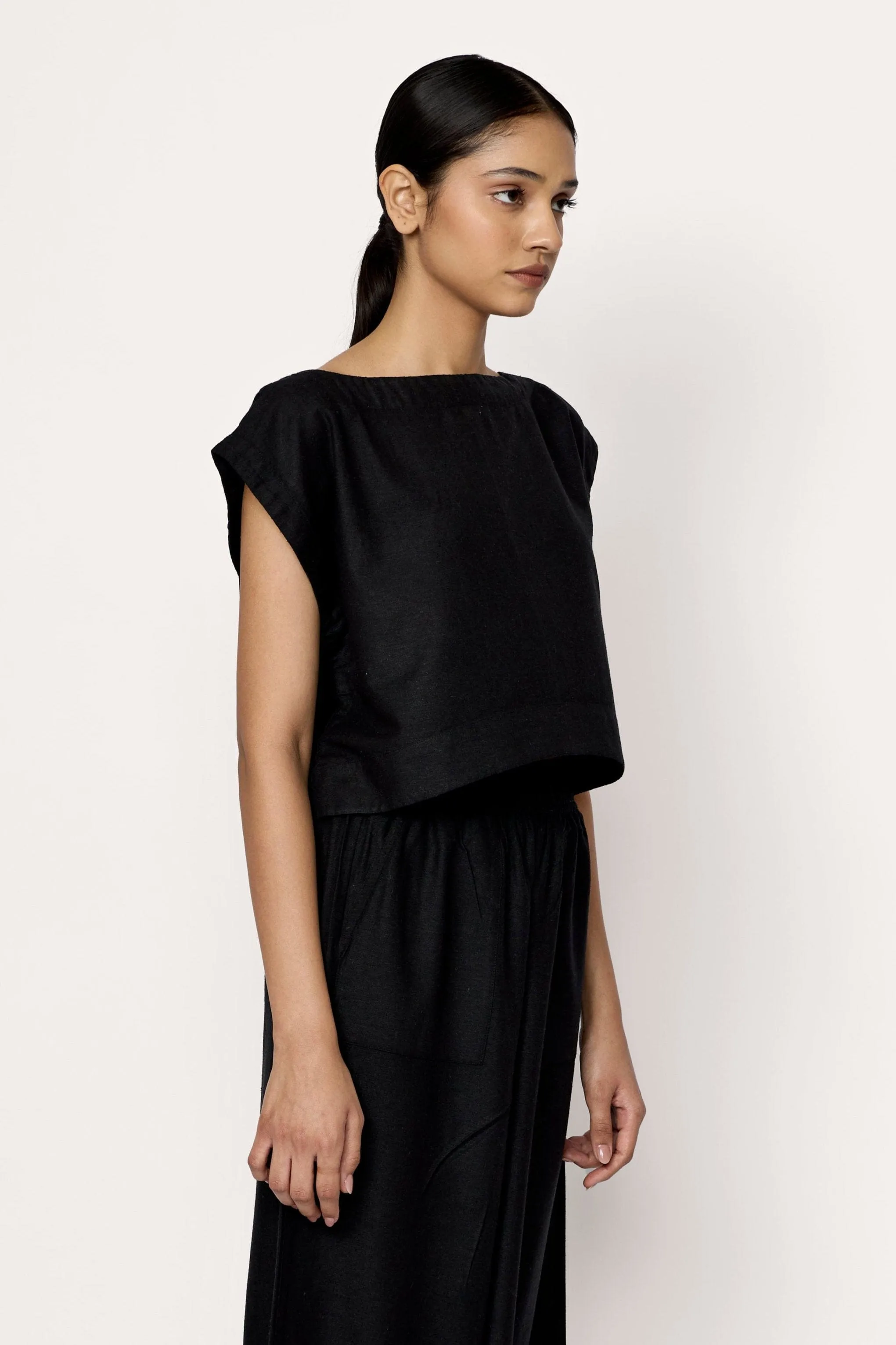 Hi-Low Top - Black Silk Noil