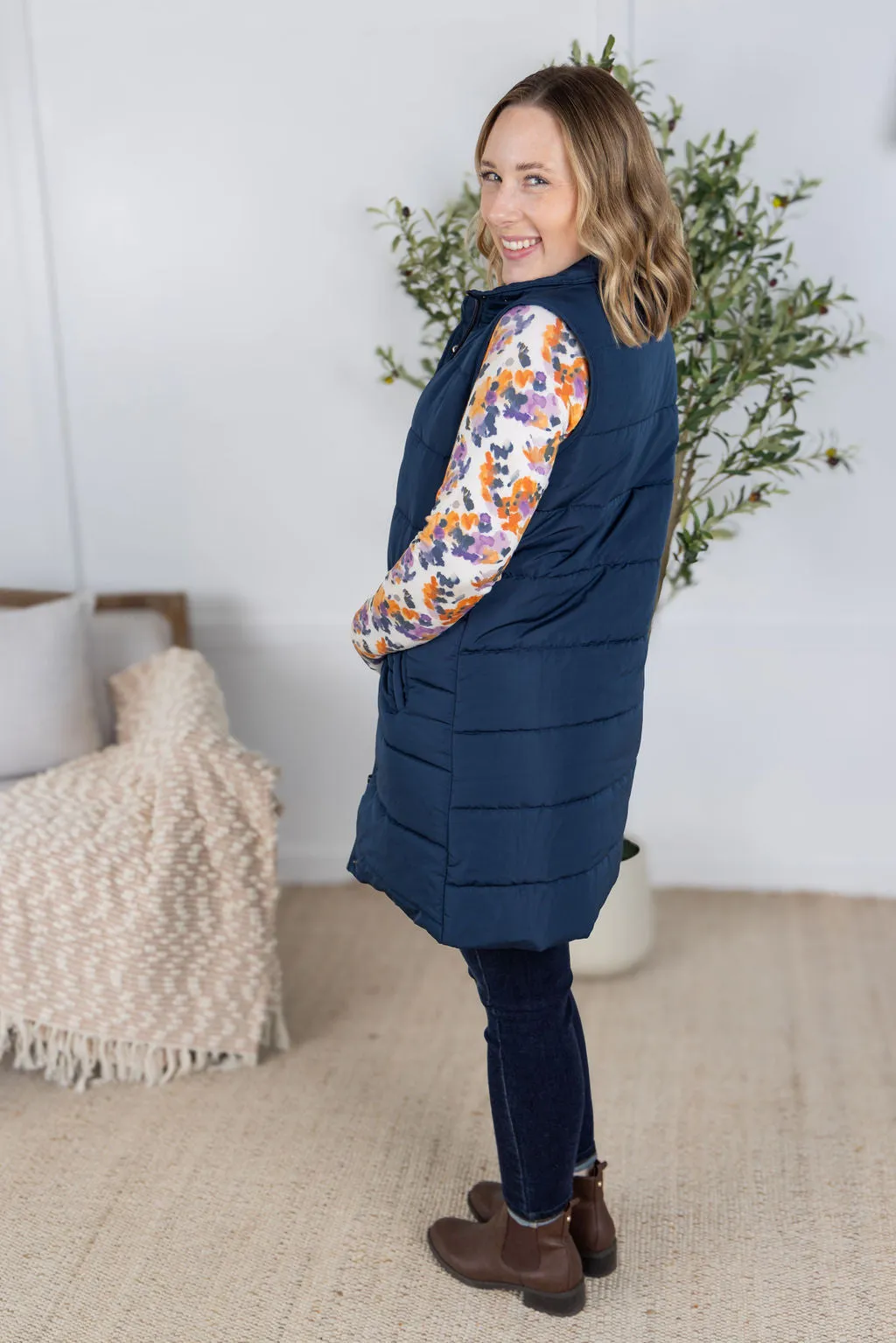 IN PRODUCTION Harlow Long Vest - Navy