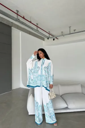 Mariah Two Piece Pants and Shirt Set in Floral Print