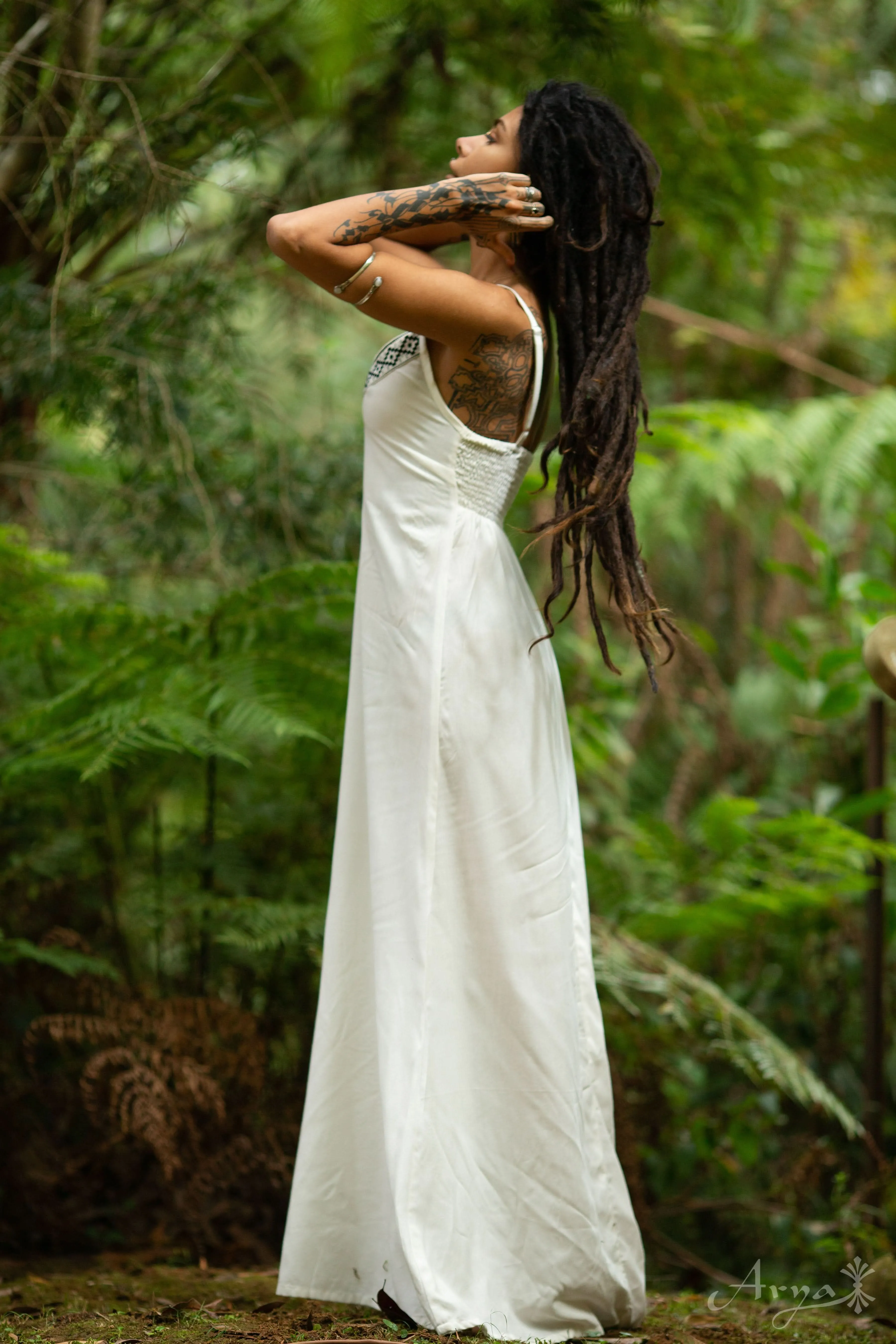 Traditional Linen Dress - White (Black Stitching)