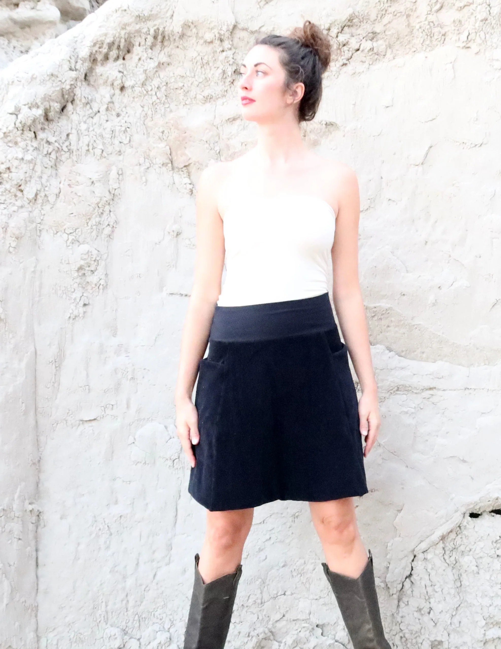 VELOUR Perfect Pockets Short Skirt